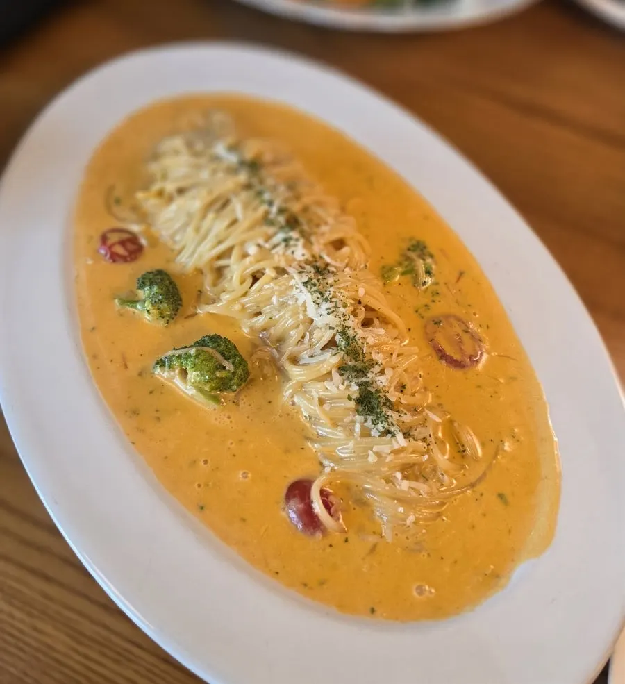 Spicy Craby Pasta with plenty of cream sauce