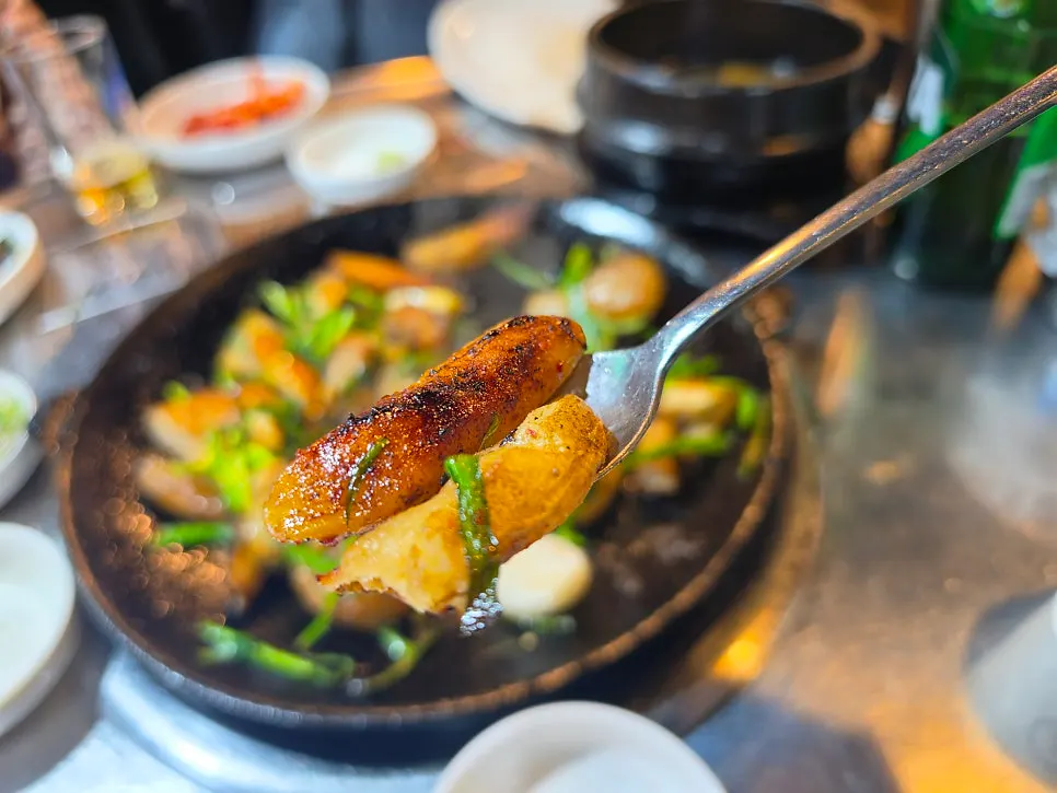 Potato and tteokbokki sides
