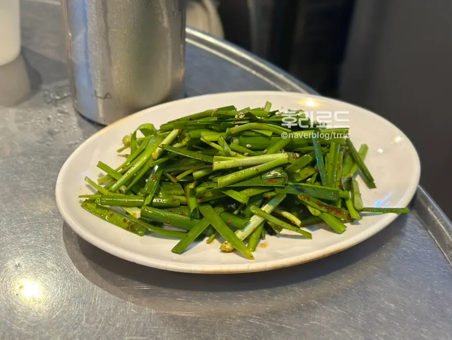 밑반찬으로 나온 깻잎장아찌