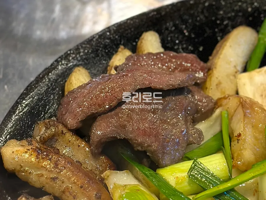 불판 위 염통 구이