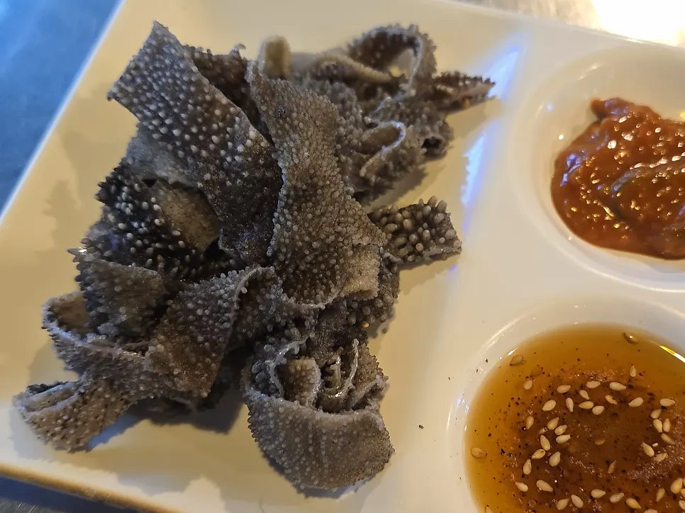 기본으로 내어준 넉넉한 양의 천엽