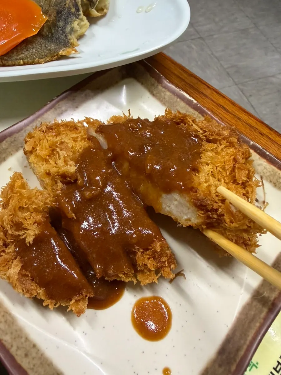 炸得酥脆的鰈魚糖醋