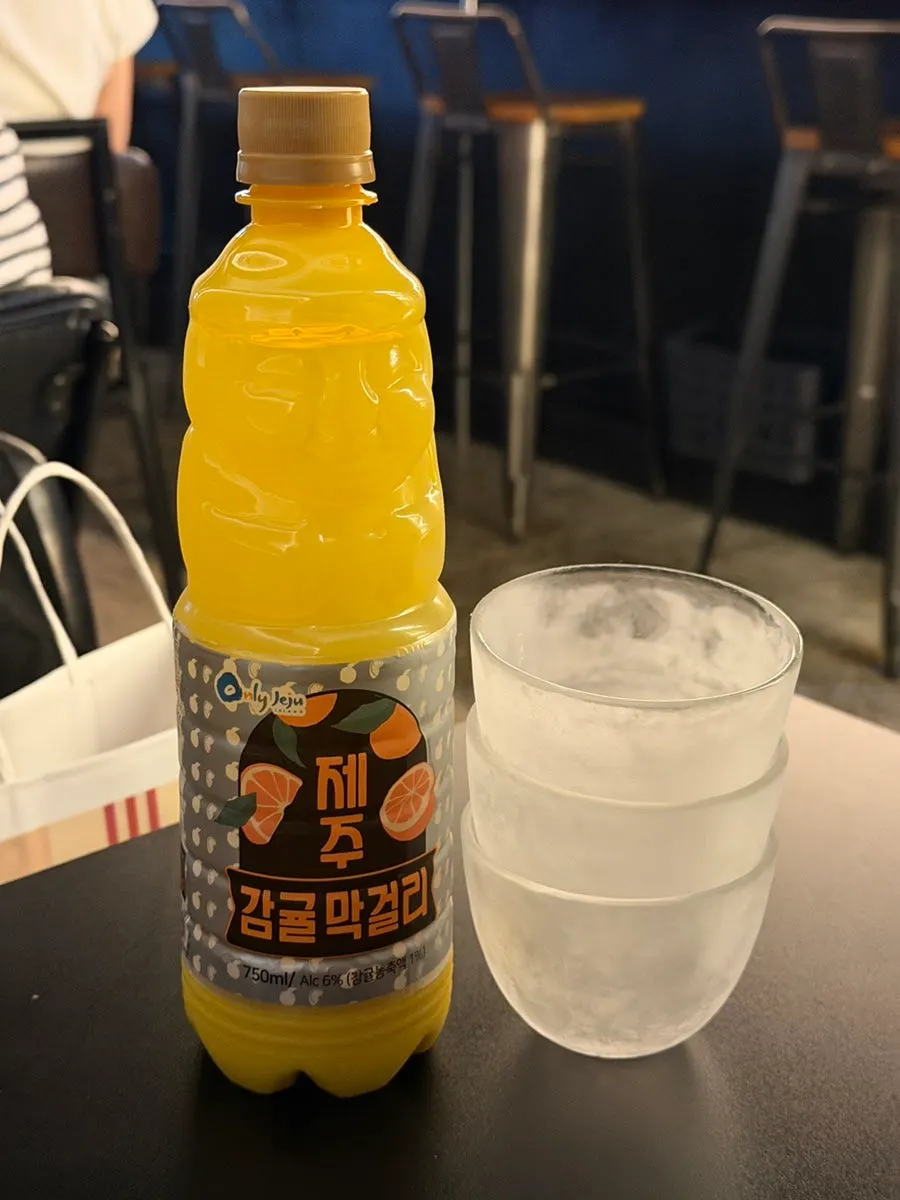 Harubang-shaped Jeju tangerine makgeolli