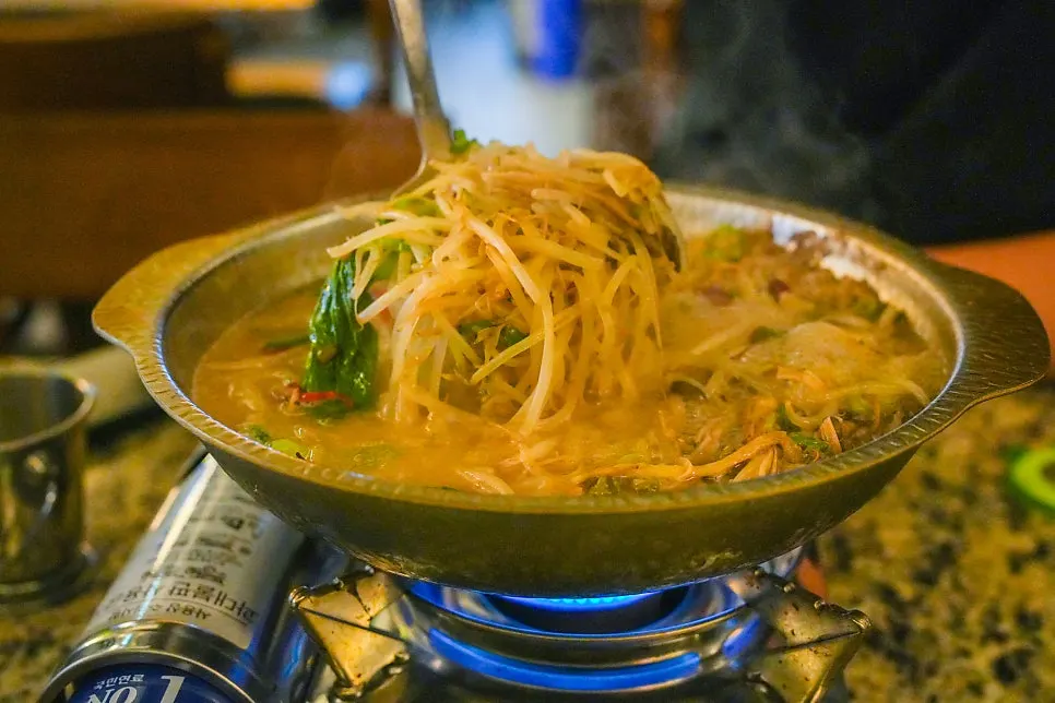 끓는 짬뽕탕과 함께 마신 시원한 맥주
