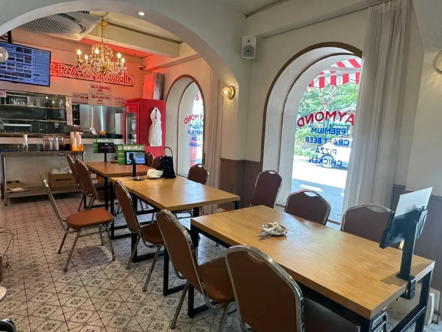 Children’s tableware and high chair setup