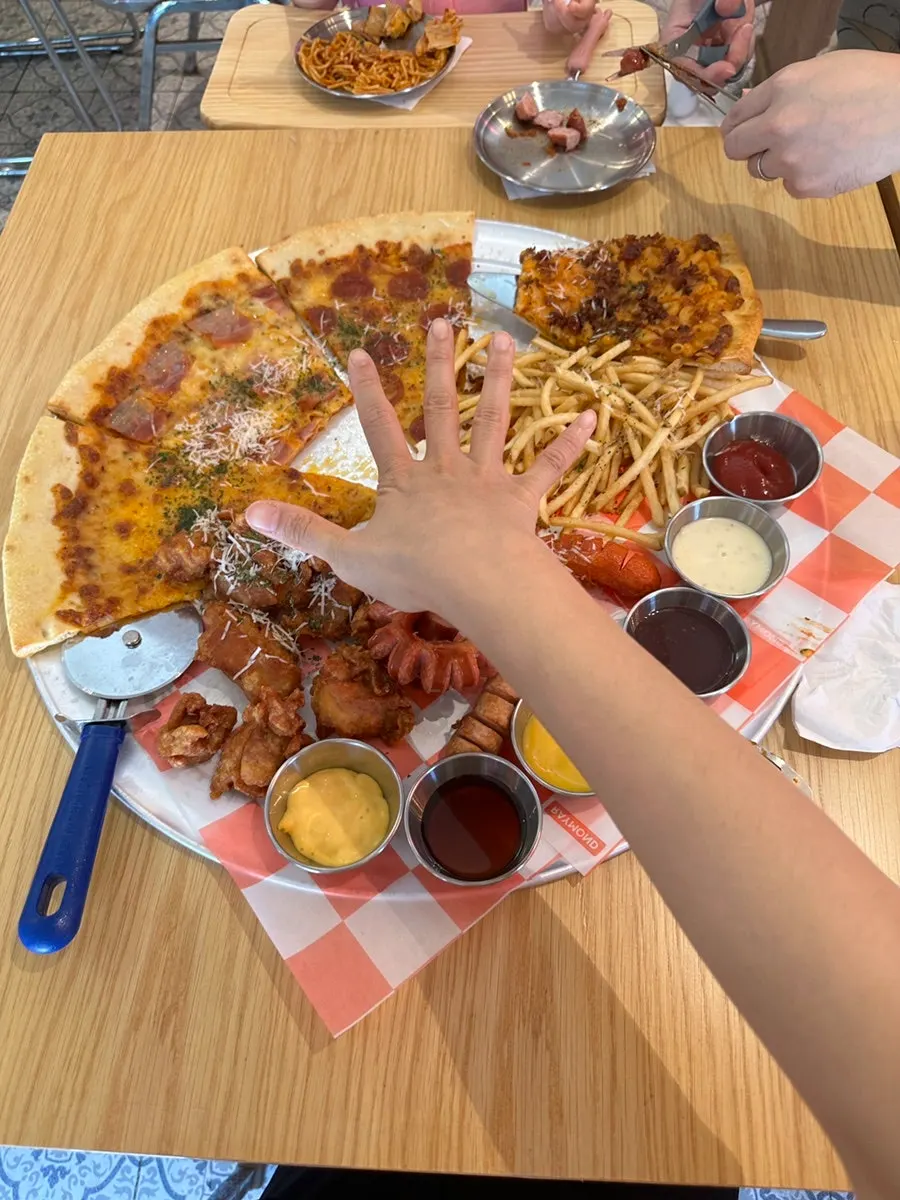 Giant pizza slices in four flavors