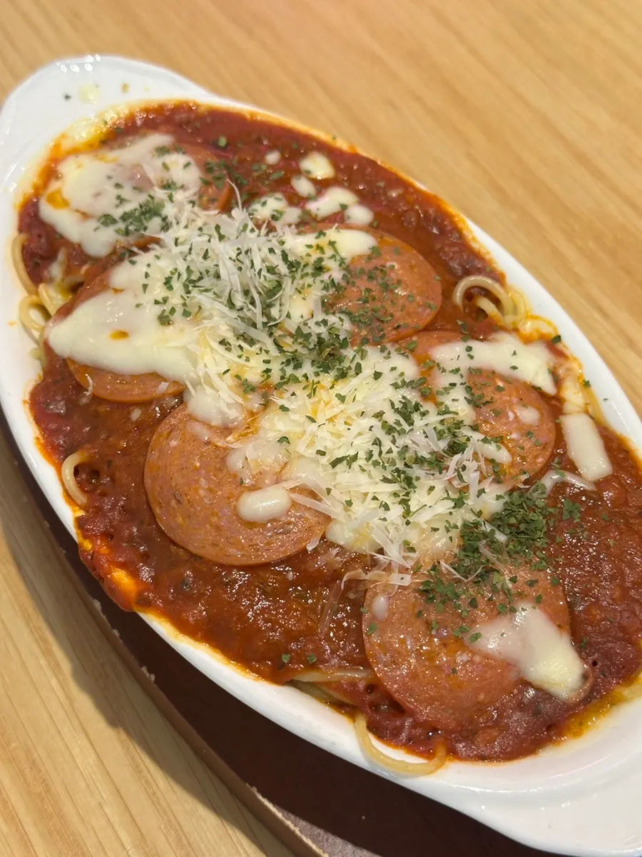 Tomato ragù spaghetti