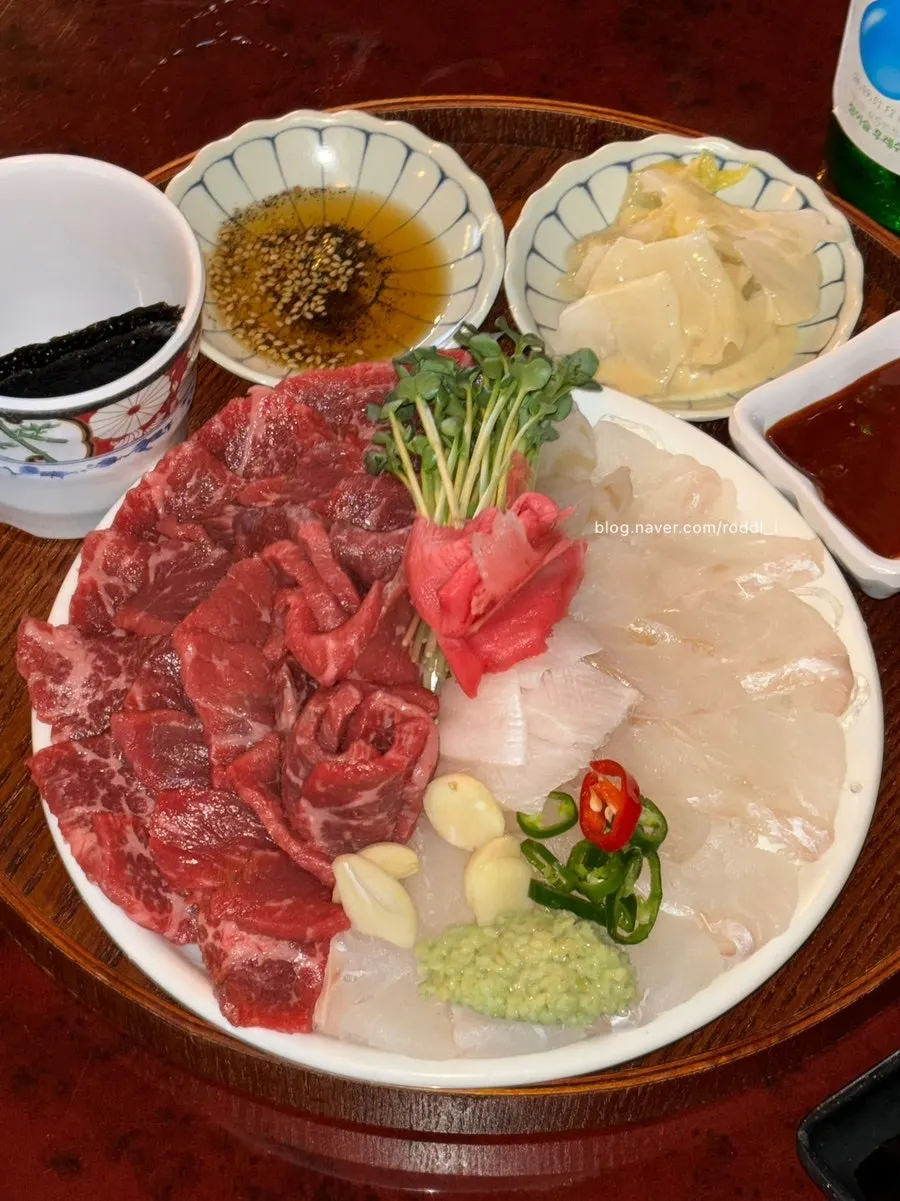 Gwangban-yuksa platter with flounder sashimi and beef tartare