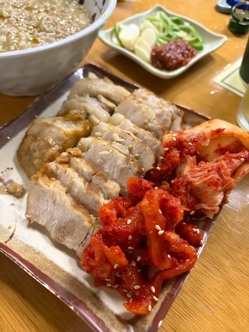 Bossam with dried shredded radish