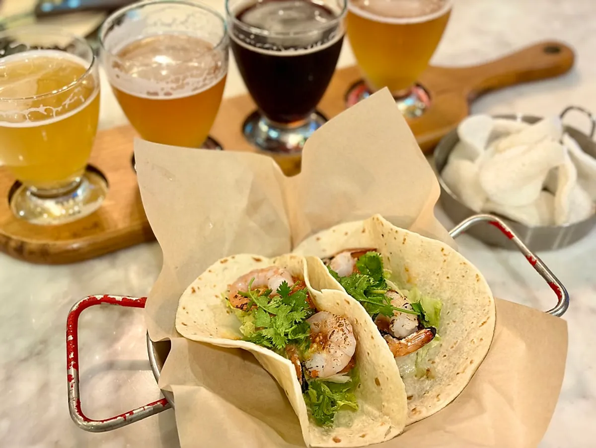 Craft beer and pizza spread at Weizenhaus Bangbae Branch 1 near Sadang Station