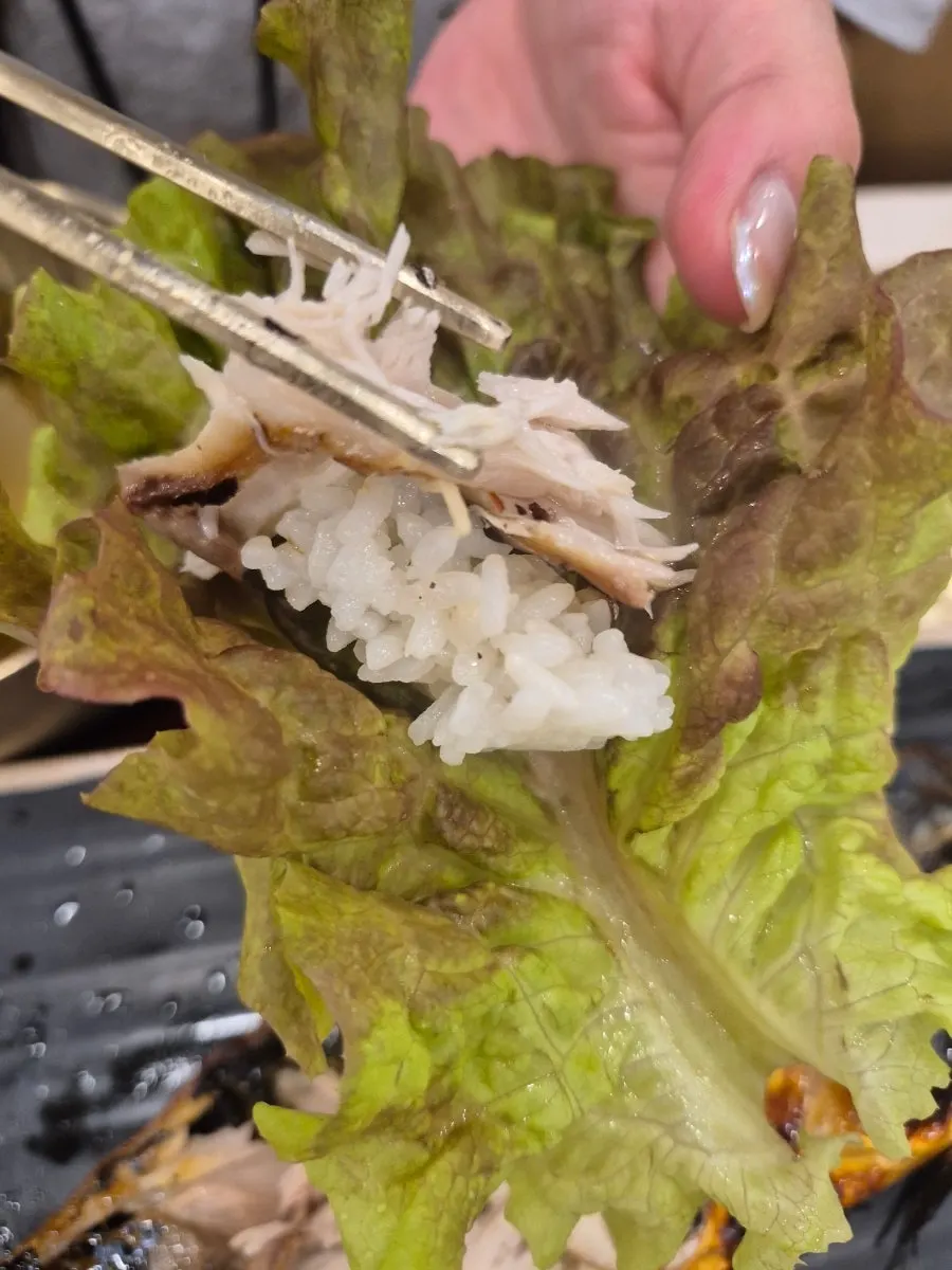 Close-up of the wood-fired grilled mackerel