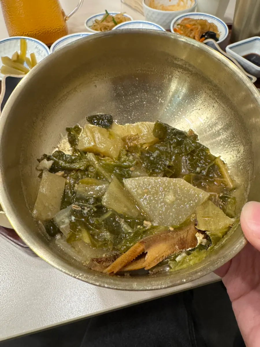 정식에 함께 나온 국 한 그릇