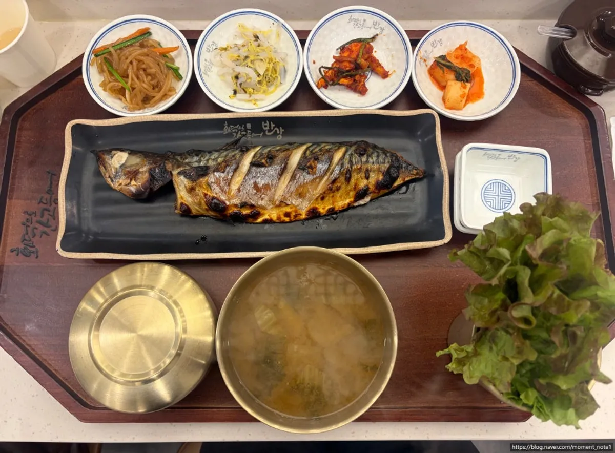 The full grilled mackerel set spread