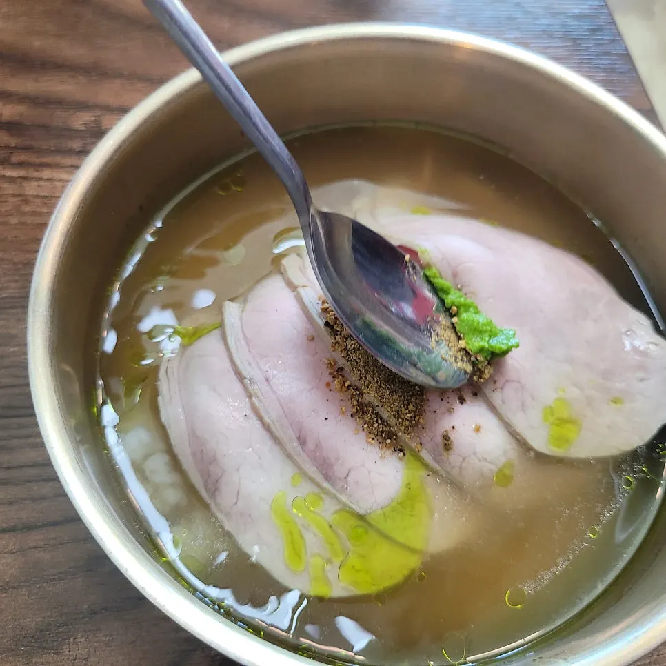 Sanbang Sochan menu listing tangerine meat noodles and whelk kalguksu