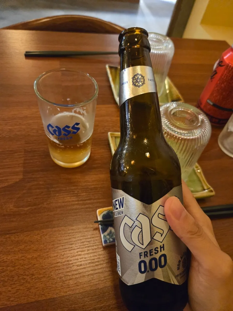 Non-alcoholic beer with a complimentary zero-sugar cola