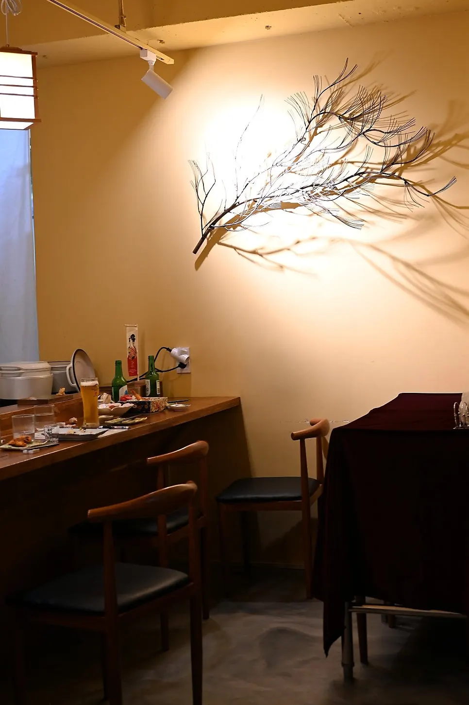 Spacious table seat at Sakai