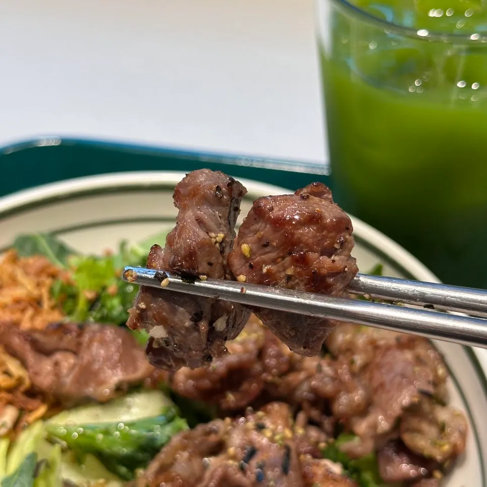 Thickly sliced pork shoulder steak