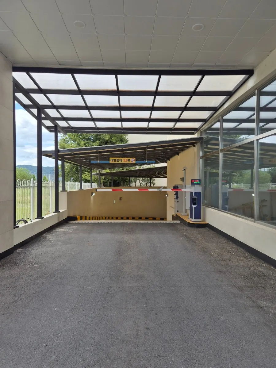 Basement parking entrance of the Salad Ring building