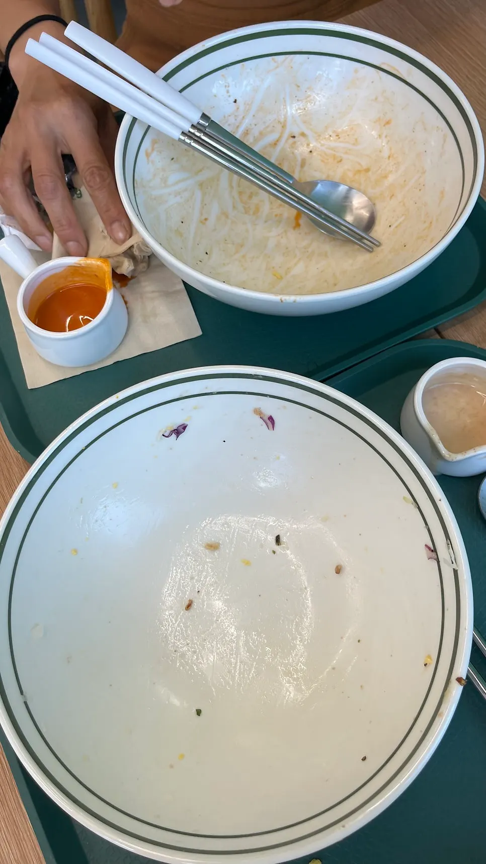 싹싹 비운 포케 그릇