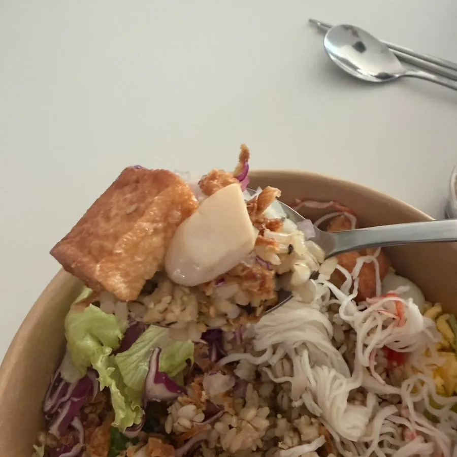 Crispy tofu bibim poke before the sauce is added