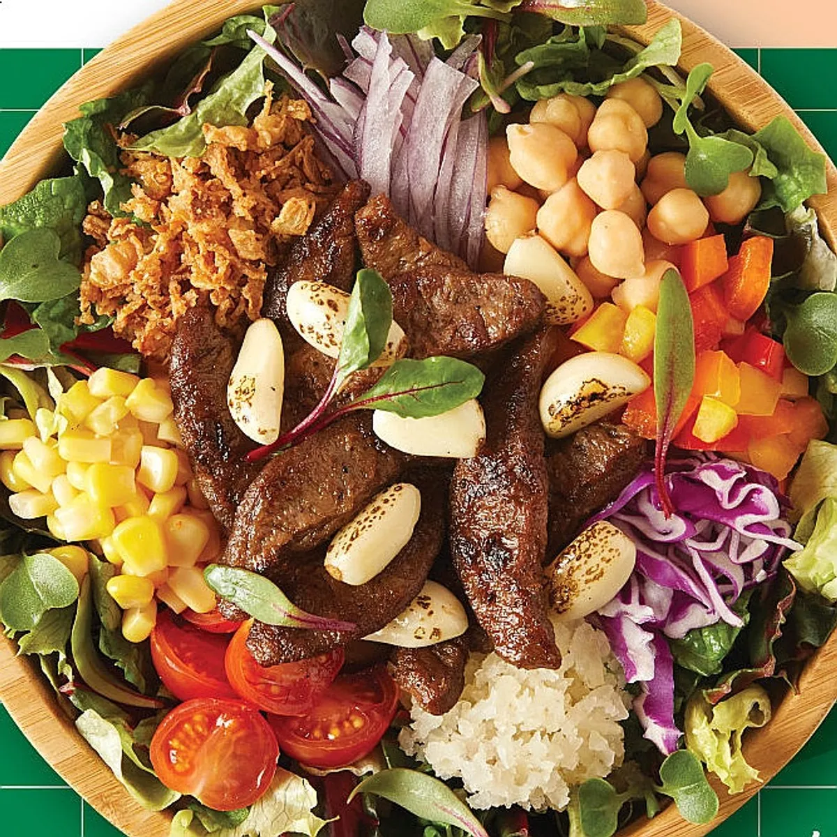 Close-up of a salad poke bowl at Sallering Daehak-ro