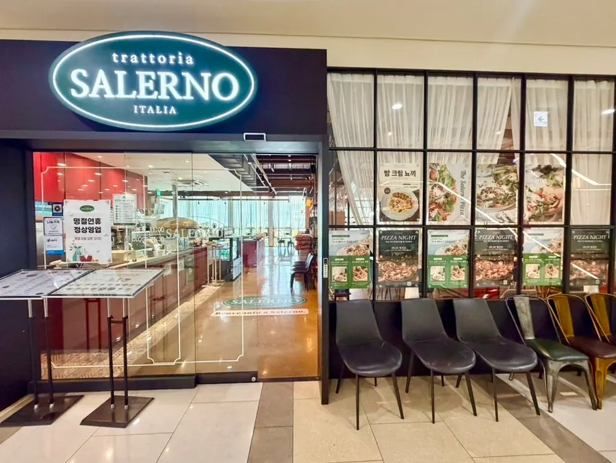 Exterior of Salerno on the 3rd floor of Songdo Onesta