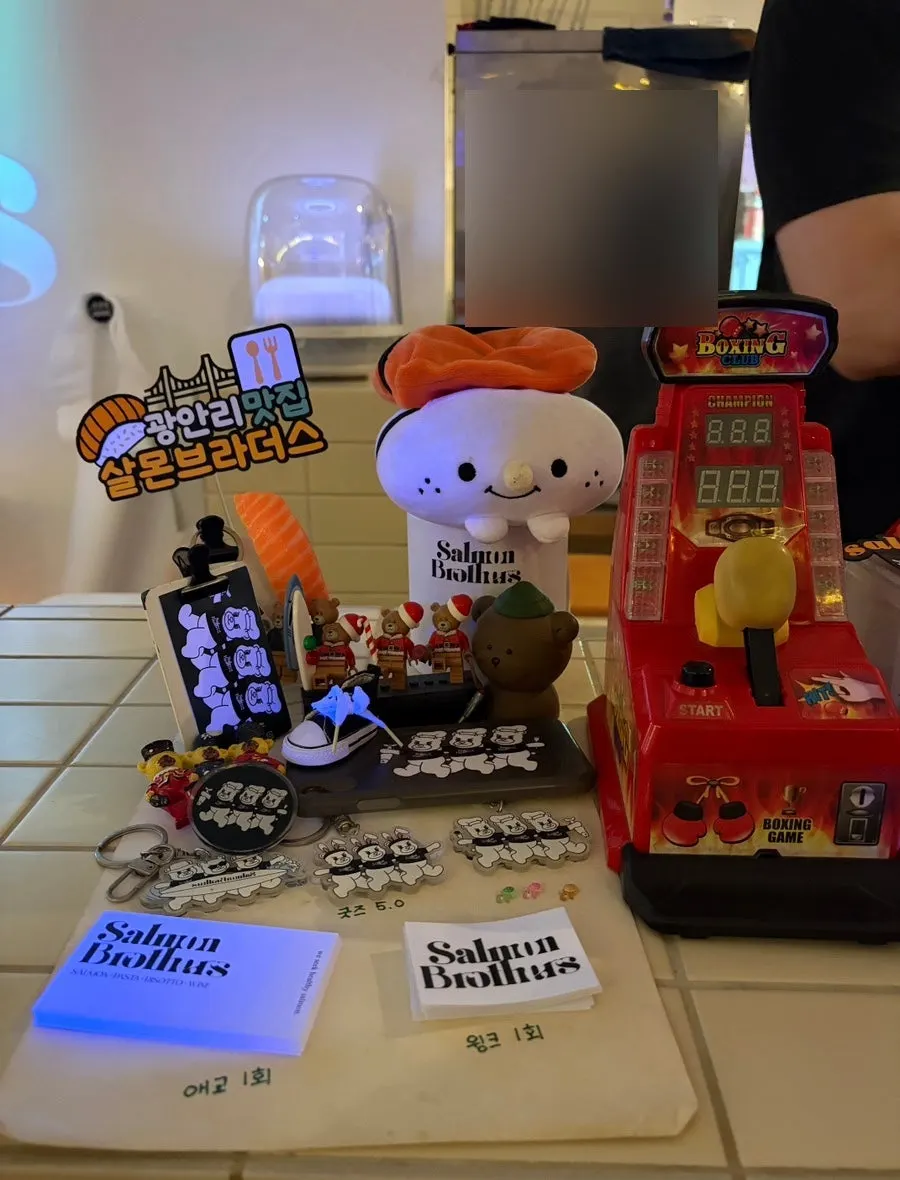 Cutely decorated counter at Salmon Brothers