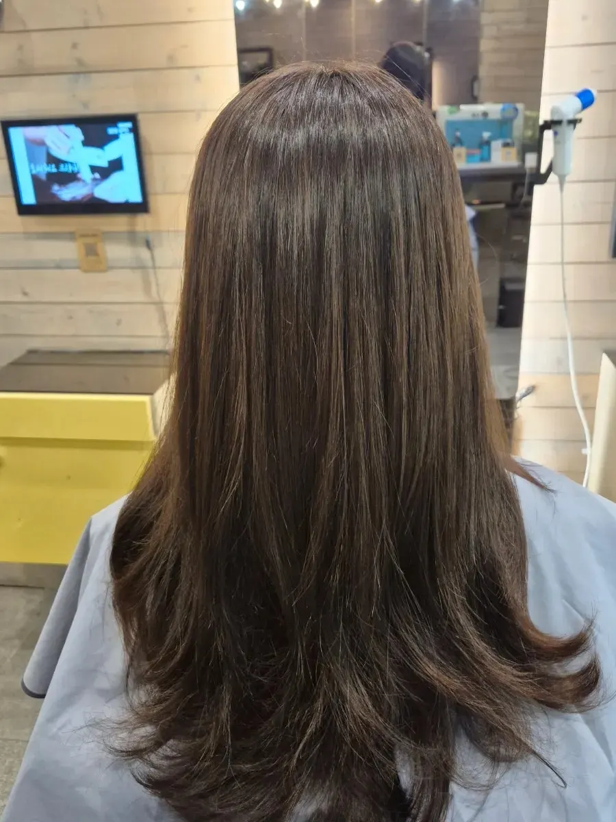 Softer hair ends after the clinic treatment