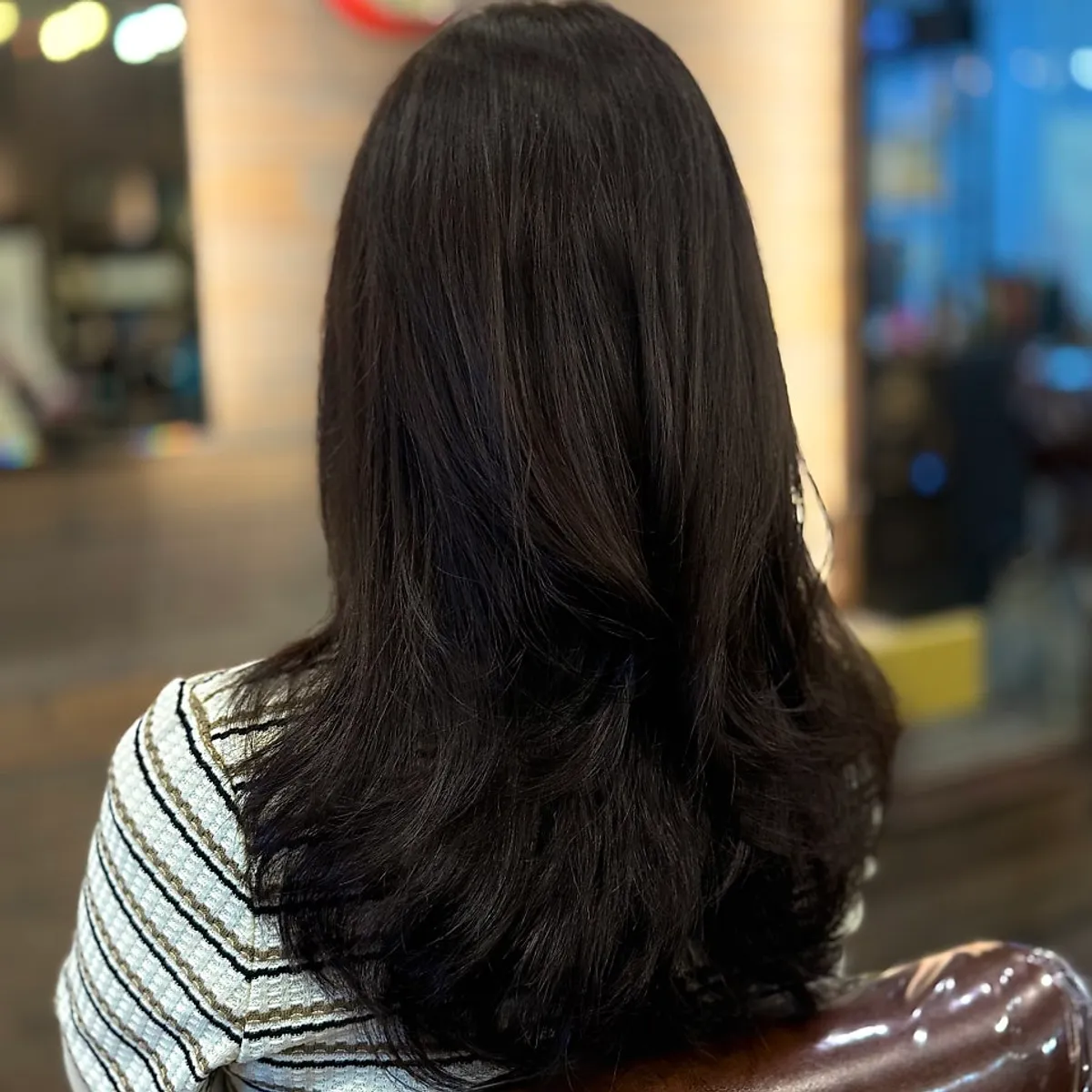 After result of the full gray-coverage dye in olive brown