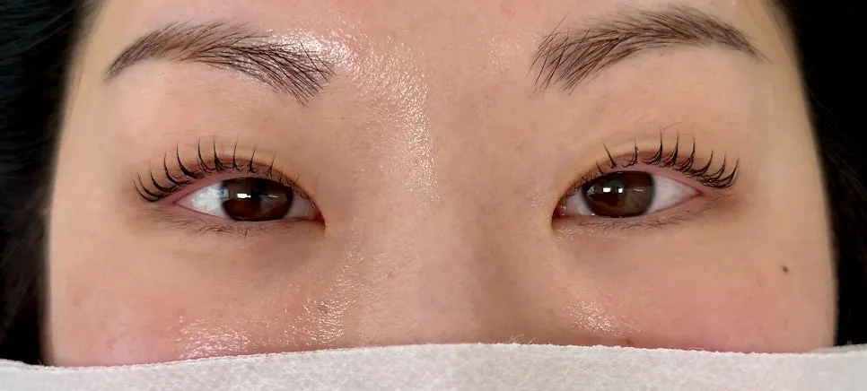 Before and after comparison of the black clinic perm treatment