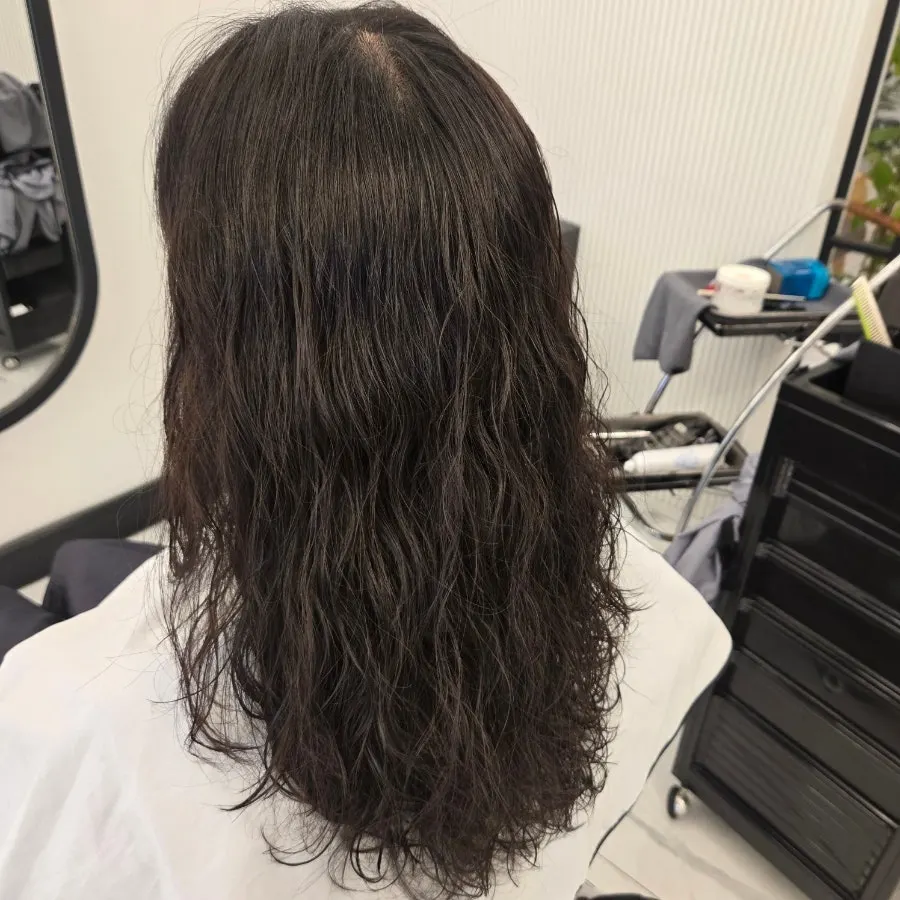 Finished long-hair perm after blow-drying
