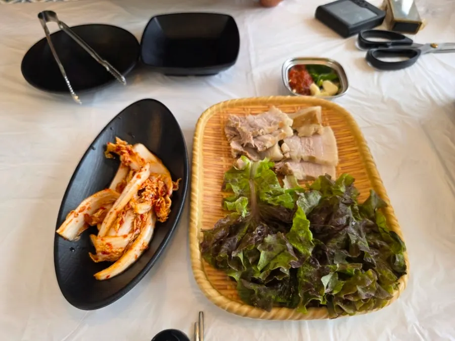 First course spread of the Samcheok Bomulseom omakase