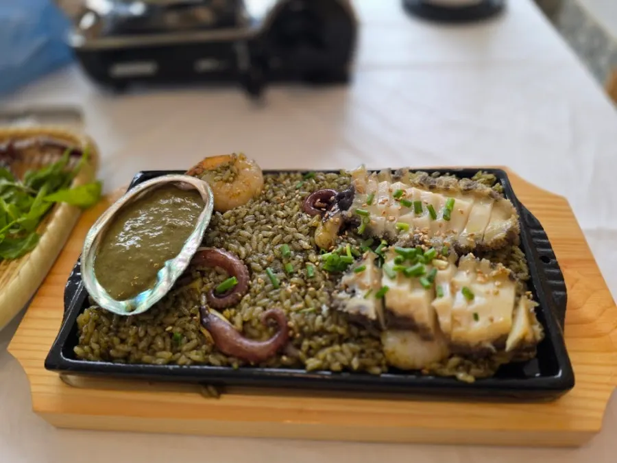 Rice-thief soy-marinated crab with a bowl of rice