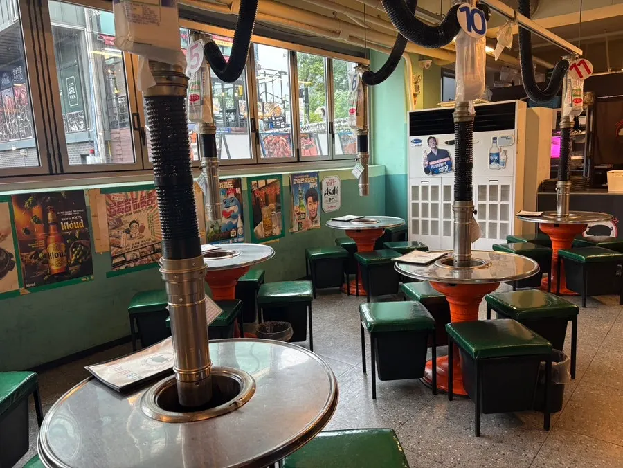Spacious, well-arranged table seating at the BBQ restaurant