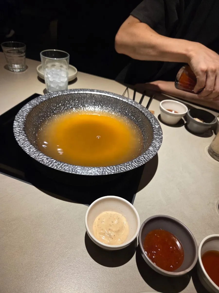 샤브인서울 좌석과 테이블 세팅