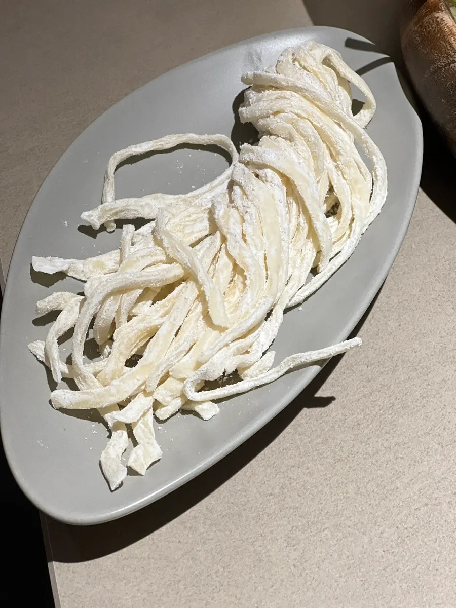 소스에 찍어 먹는 살치살 샤브