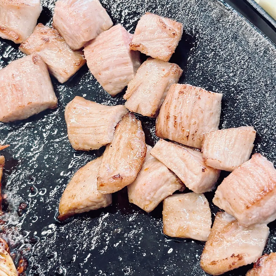 サムミジプのキムチと一緒に楽しむ焼き肉