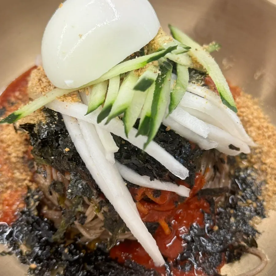 주문한 참기름 비빔 막국수 메뉴 안내