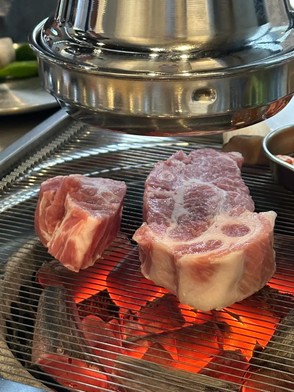 김치찌개 계란찜 등 사이드 메뉴판