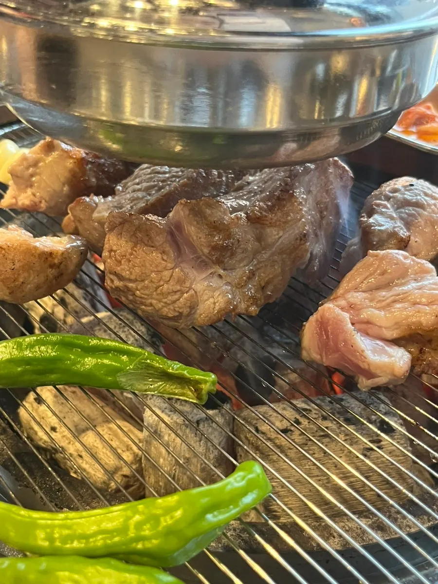 Teukmoksal grilled and cut into bite-sized pieces