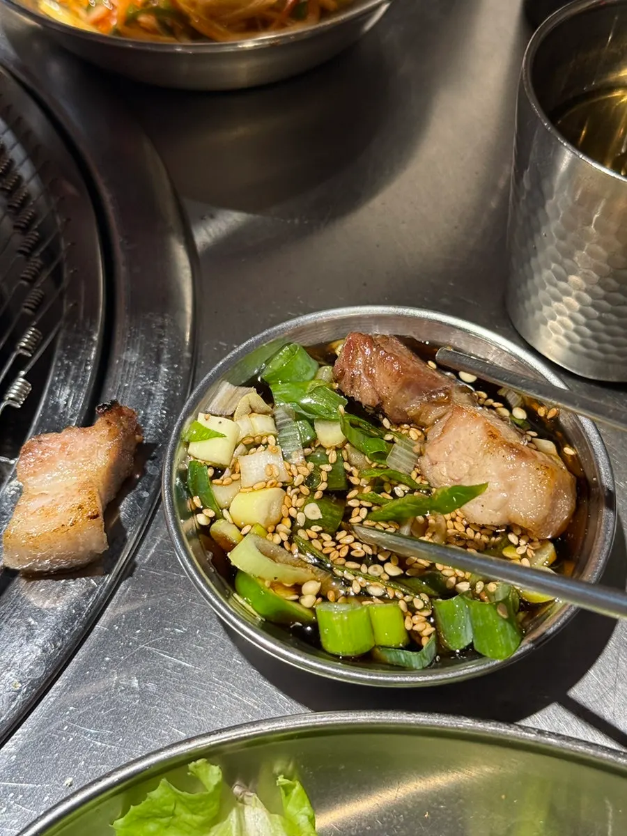 Tender, well-cooked aged pork neck