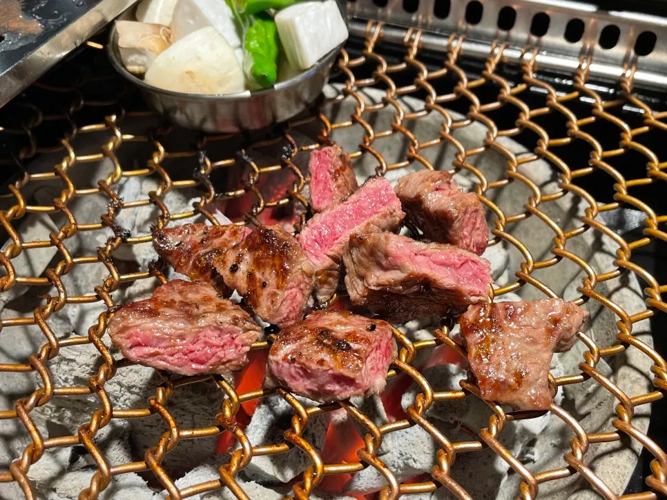 Grilled hanwoo tenderloin and salchisal