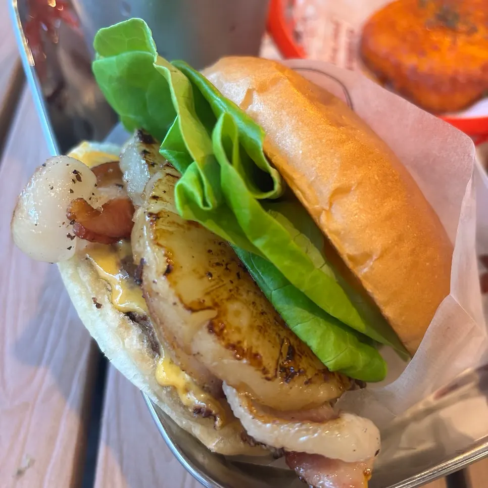 Meal at Bas Burger Samseong Station Branch