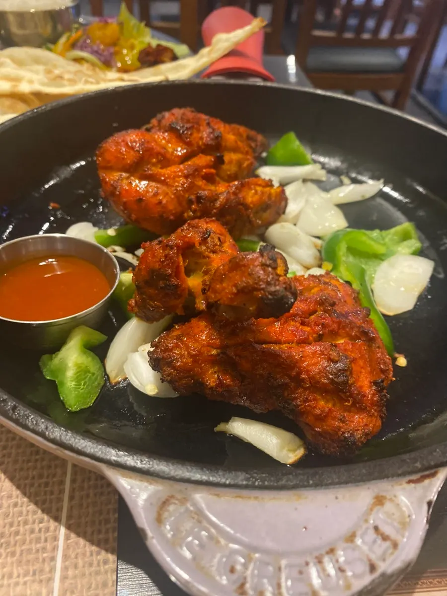 Plain naan and Indian curry combination