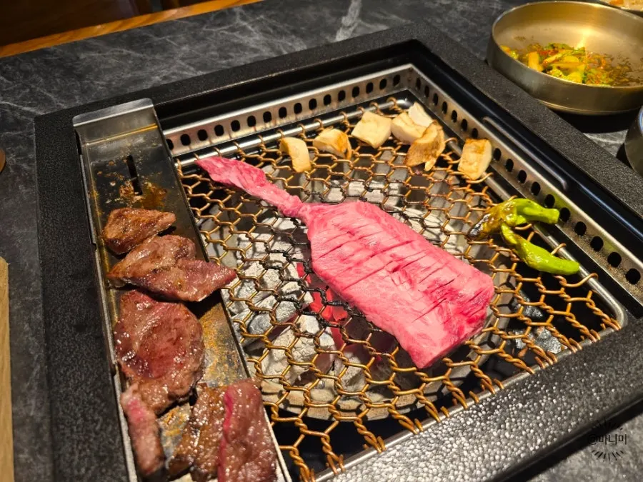 세트 마지막 순서인 한우 갈비살