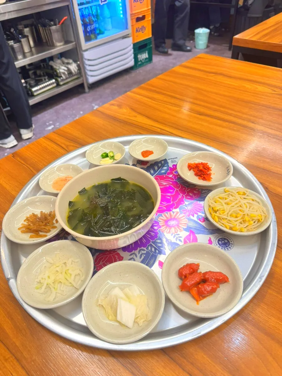 오봉집 삼성점 테이블 세팅