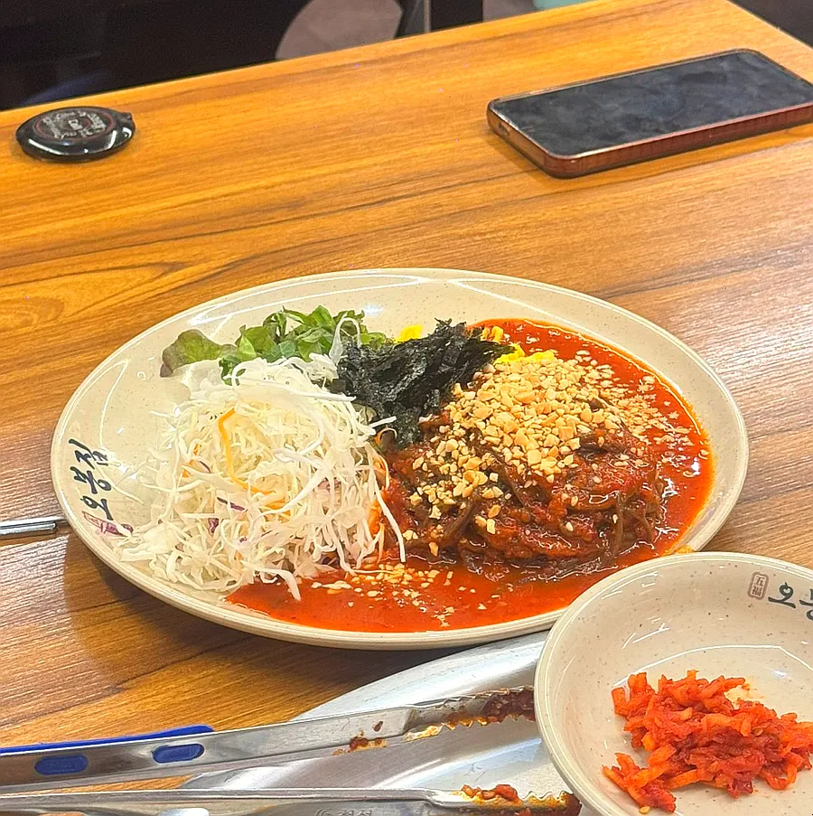추가로 주문한 막국수