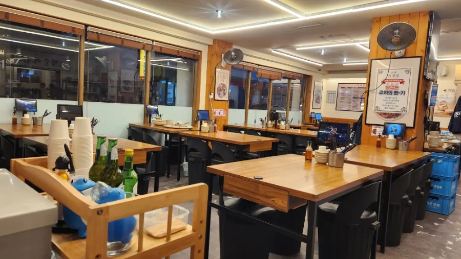 Area around the entrance of Obongjip Samseong Branch