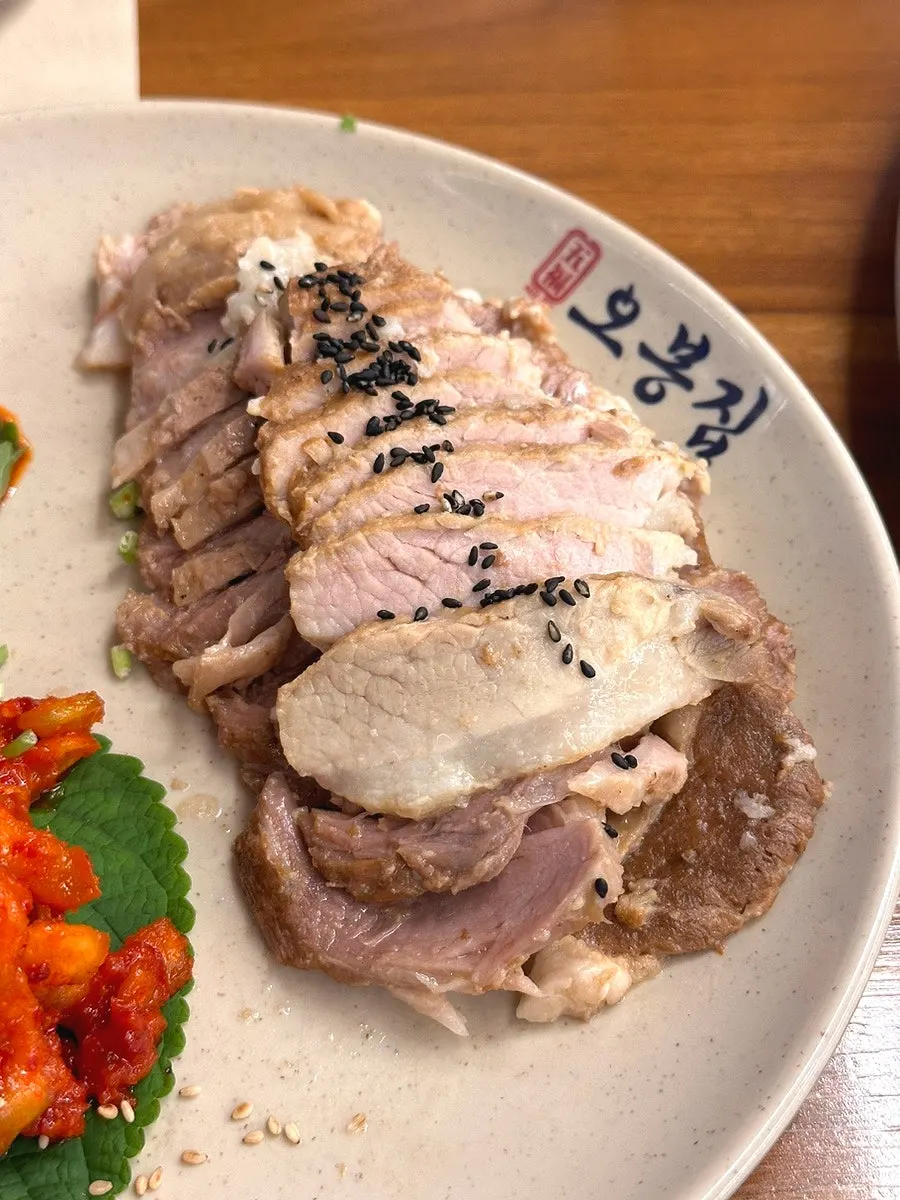 Main dishes in the Nakji Obongjip Special