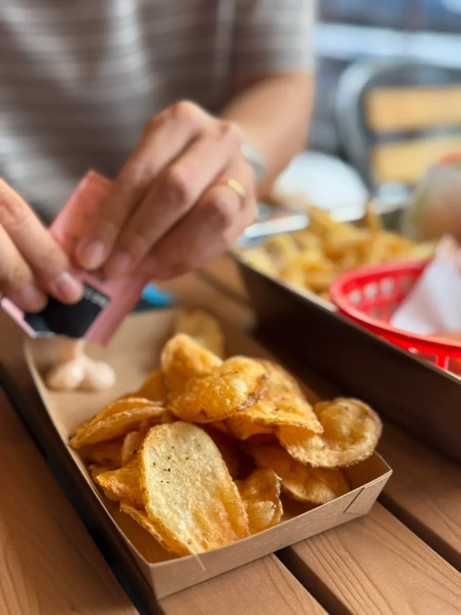 Chili Mozza Cheese Bar and potato chips